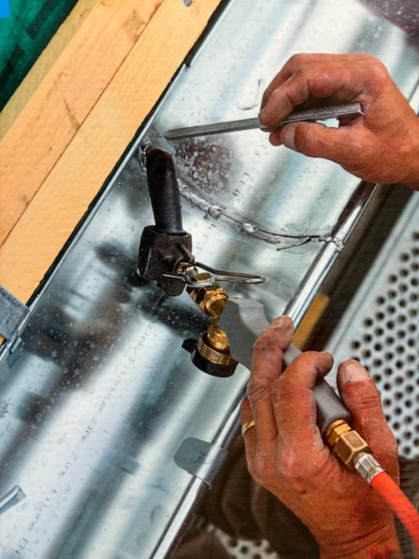travaux de zinguerie À Saint-Denis-de-Pil